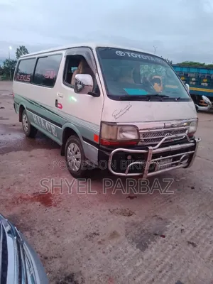Toyota HiAce 1998 White
