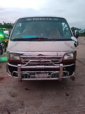 Toyota HiAce 1998 White