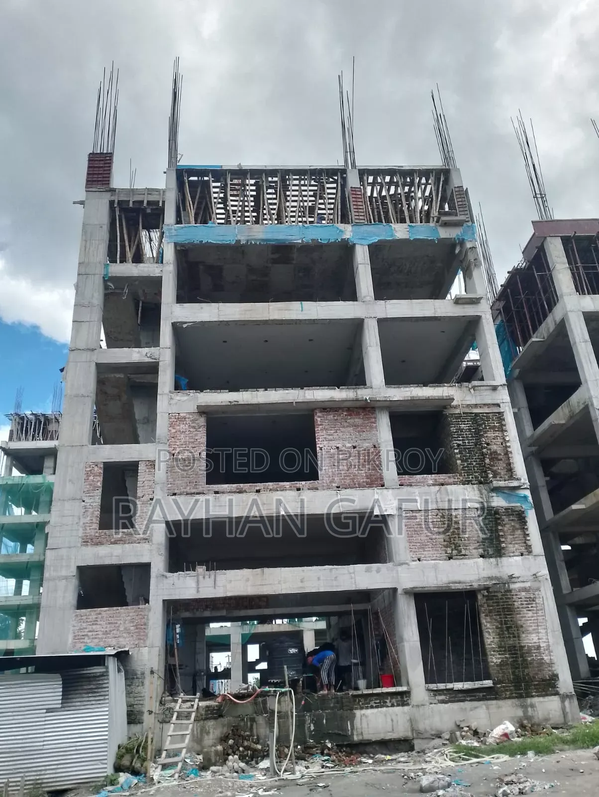 5bdrm Apartment in Own Property, Jalshiri Abason for sale