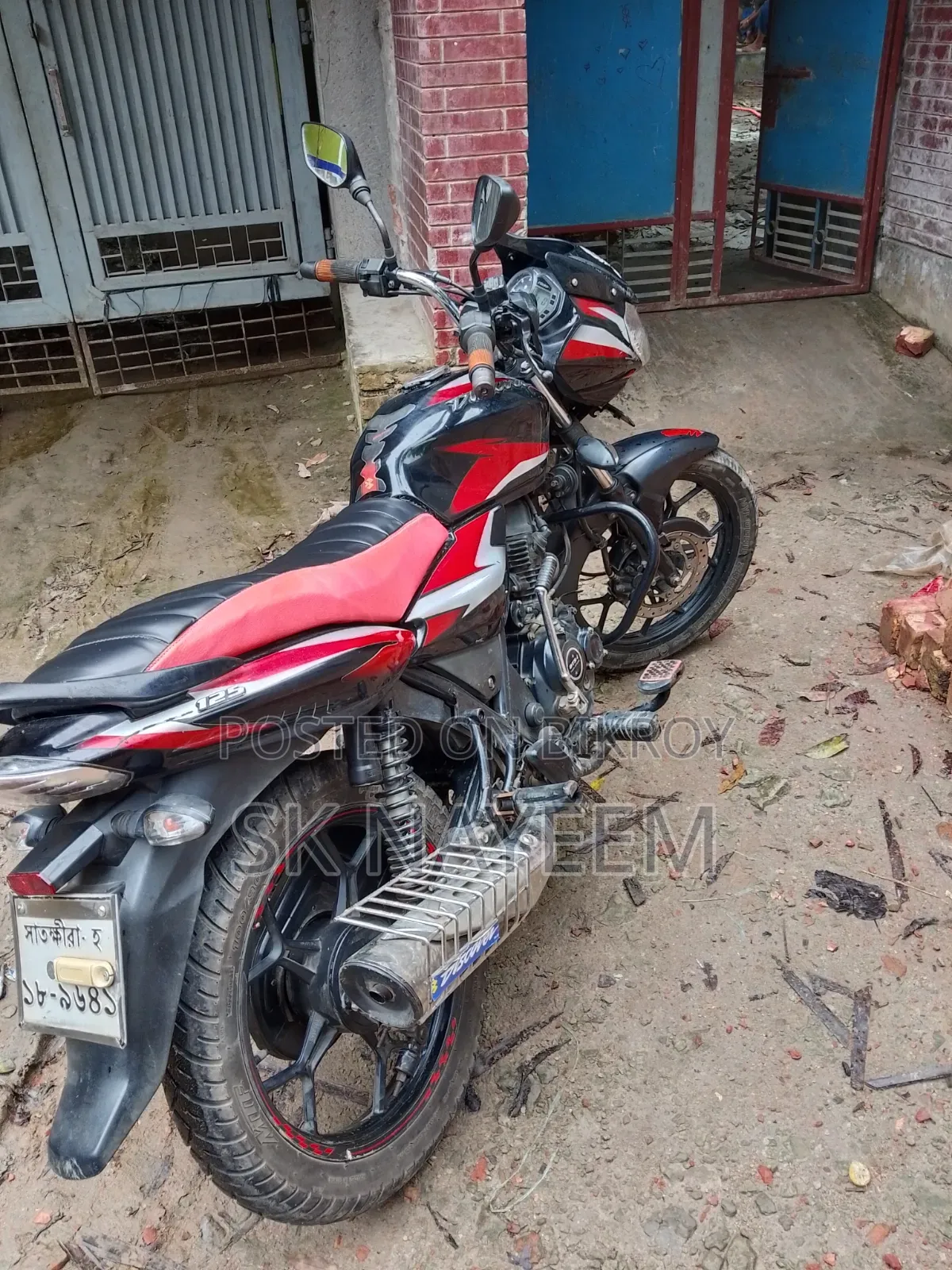 Bajaj Discover 125 2021 Black