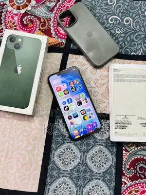 Apple iPhone 13 128 GB Green