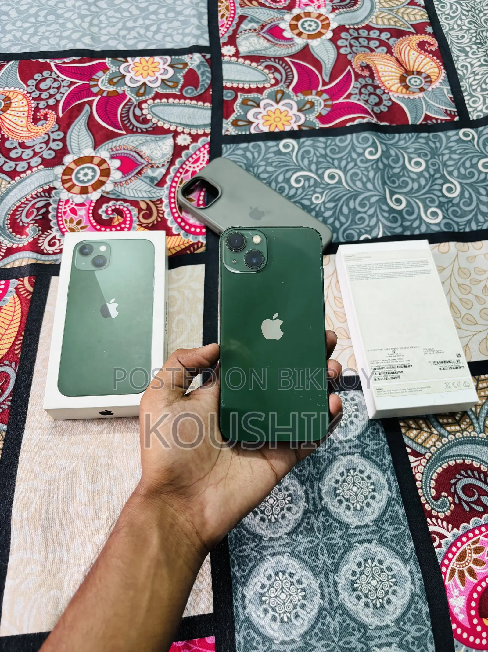 Apple iPhone 13 128 GB Green