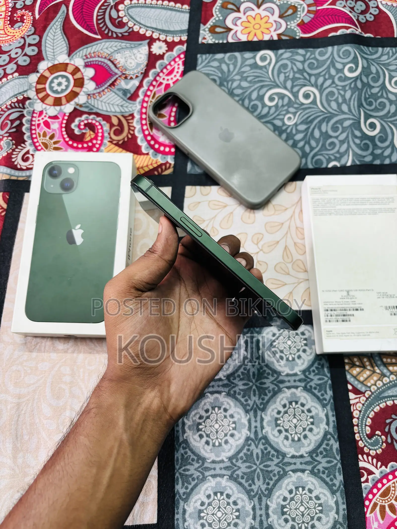Apple iPhone 13 128 GB Green