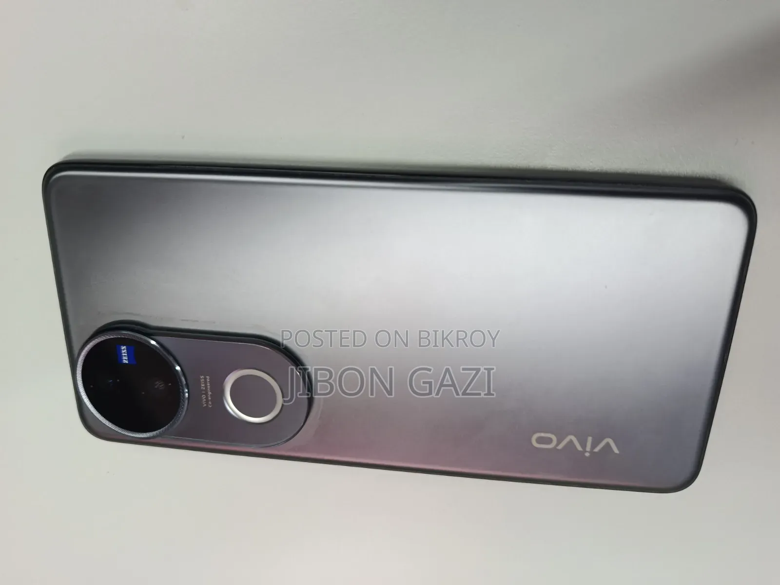 Vivo V50 256 GB Gray