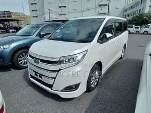 Toyota Noah 2021 Pearl