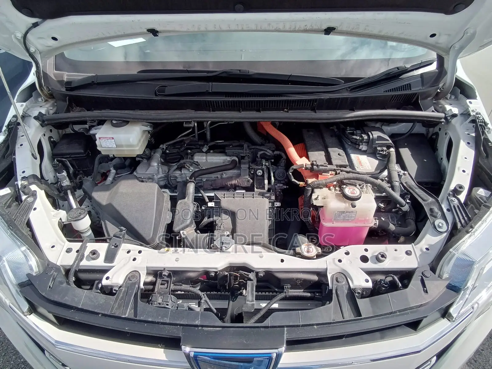 Toyota Noah 2021 Pearl