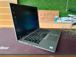Laptop Lenovo ThinkPad T490s 8GB Intel Core i5 SSD 256GB