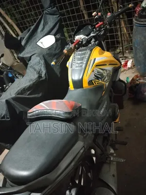 New TVS Raider 125 2022 Yellow