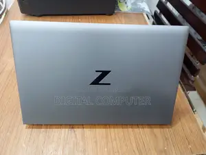 Laptop HP ZBook Firefly G8 16GB Intel Core i5 SSD 512GB