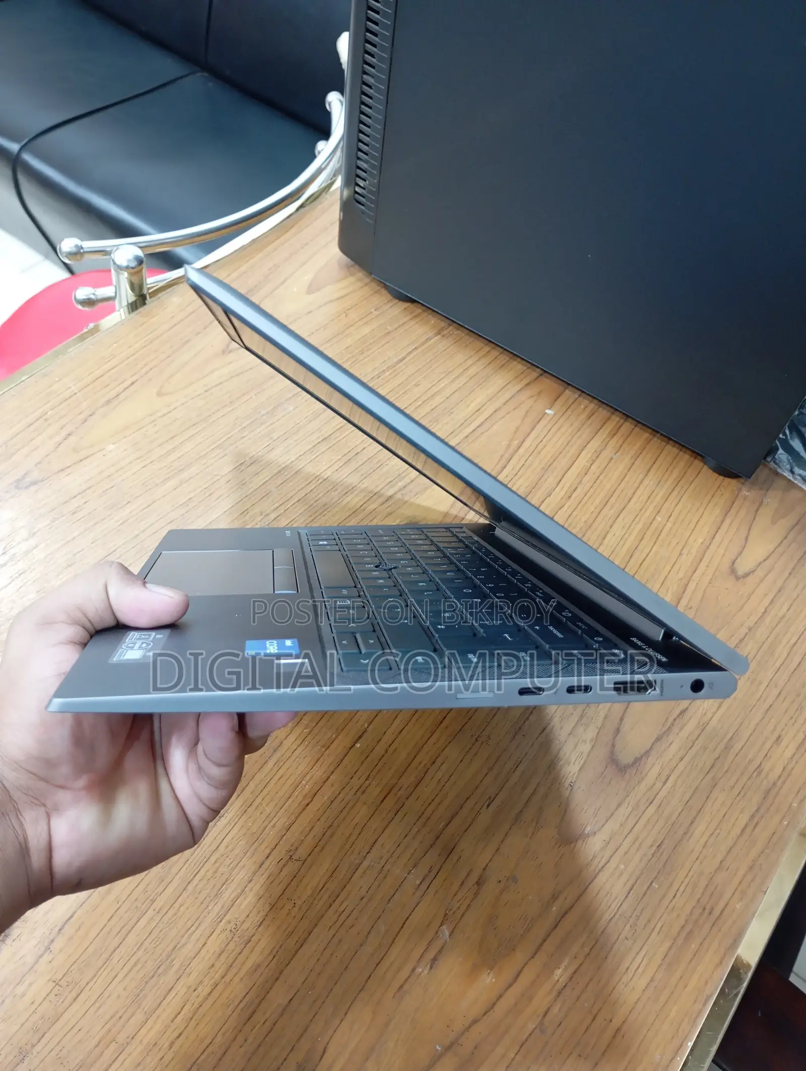 Laptop HP ZBook Firefly G8 16GB Intel Core i5 SSD 512GB
