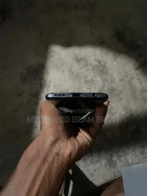 Vivo V20 SE 128 GB