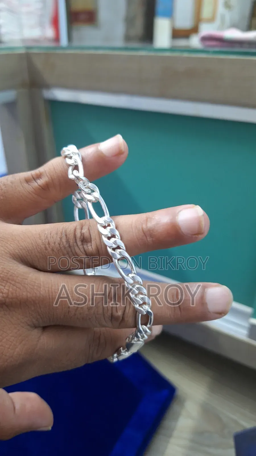 ছেলেদের রুপার ব্রেসলেট