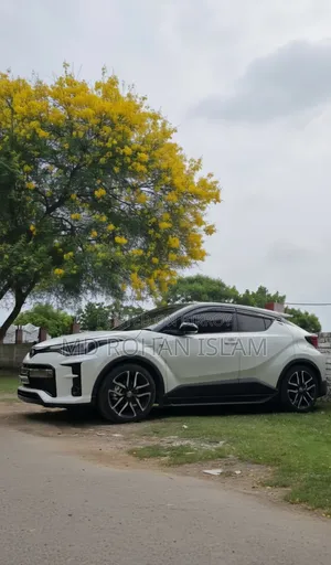 Toyota C-HR Limited FWD 2020 Pearl