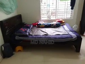 Semi Double Bed