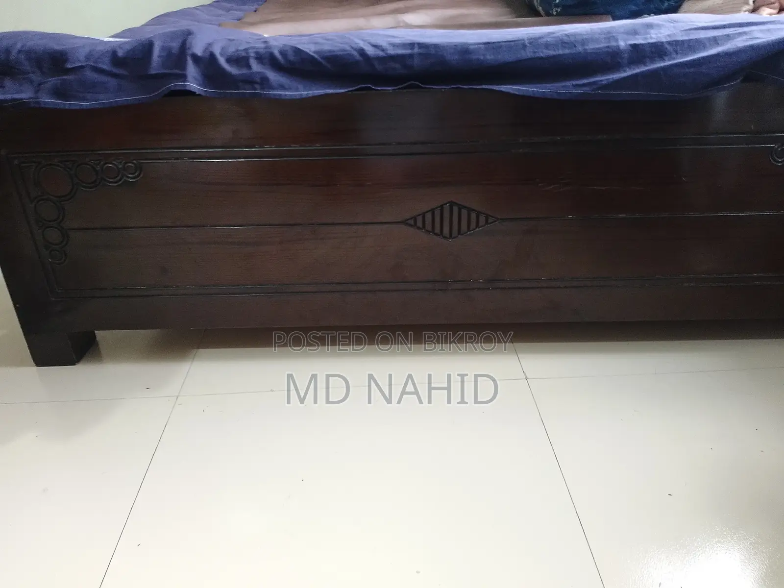 Semi Double Bed