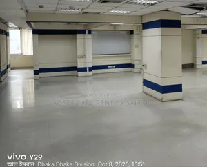 5200 SQF Commercial Speech Rent @ Gulshan Avenue 1