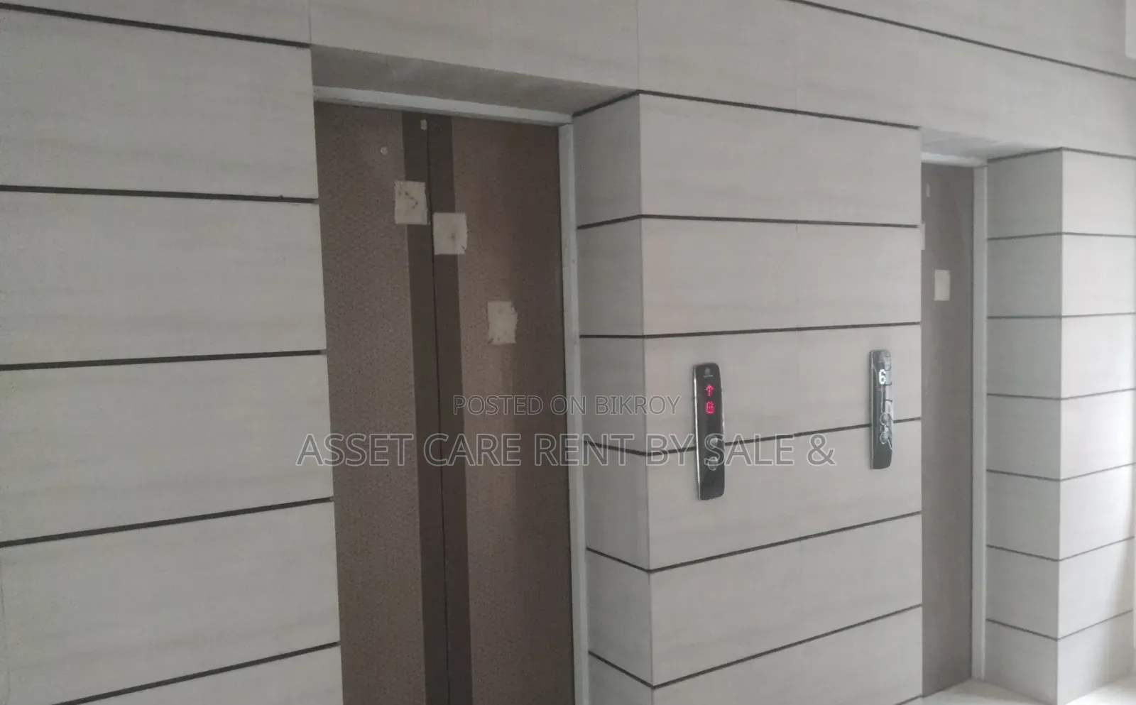 Gulshan-2 Circle Commercial Speech Rent