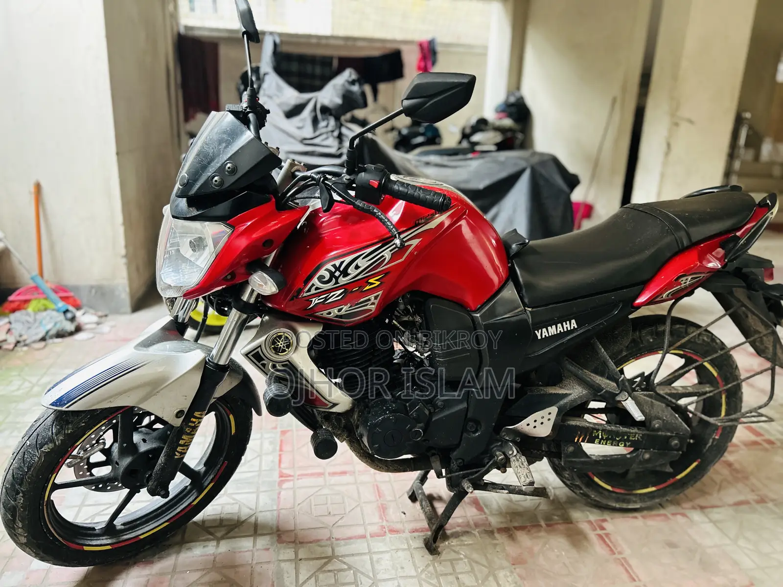 Yamaha FZ 2014 Red