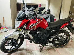Yamaha FZ 2014 Red