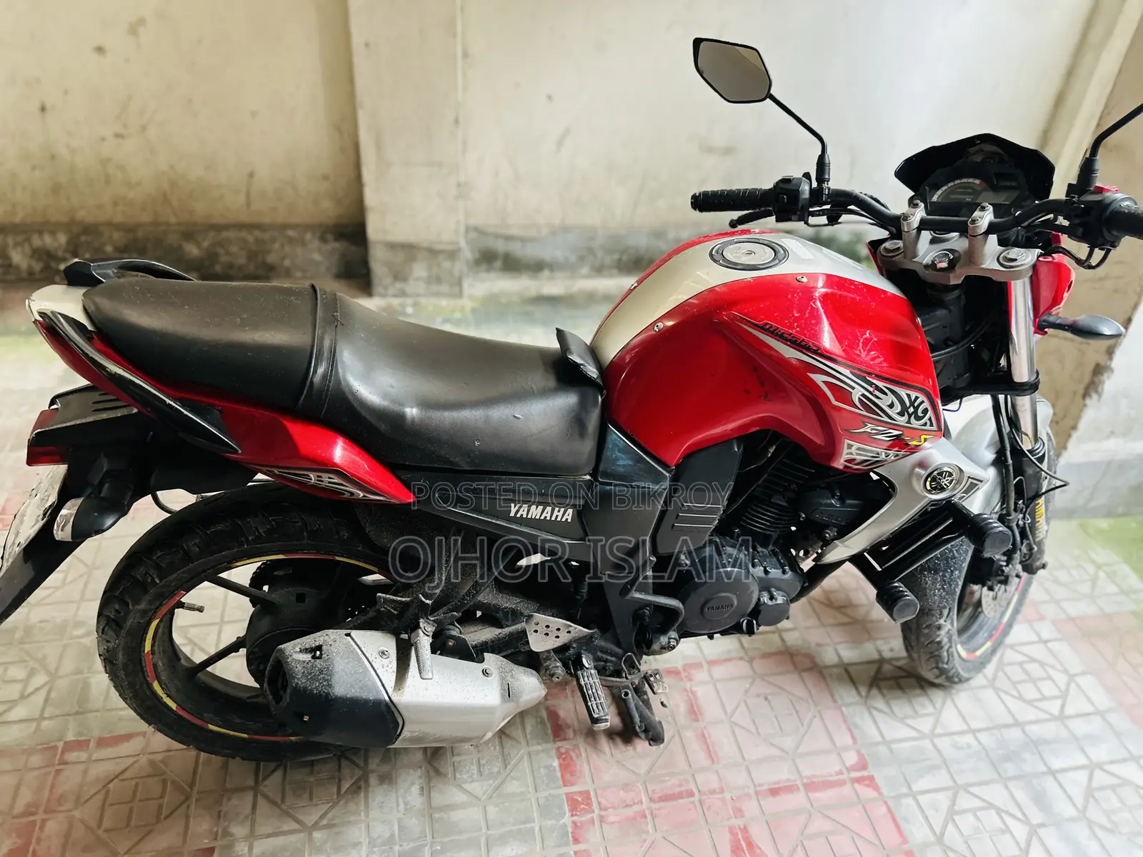 Yamaha FZ 2014 Red