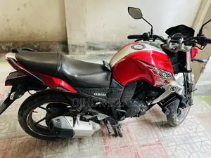 Yamaha FZ 2014 Red