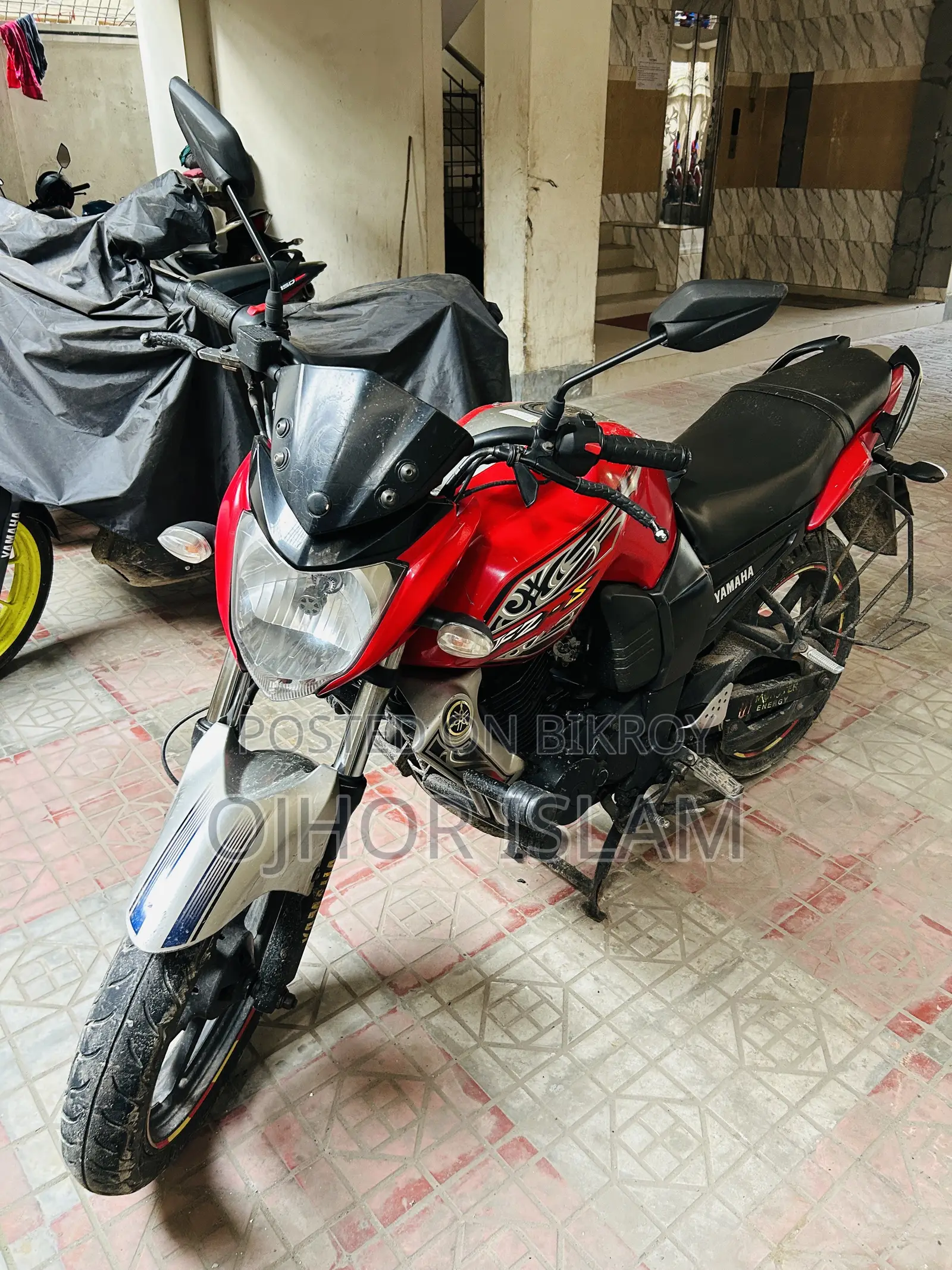 Yamaha FZ 2014 Red