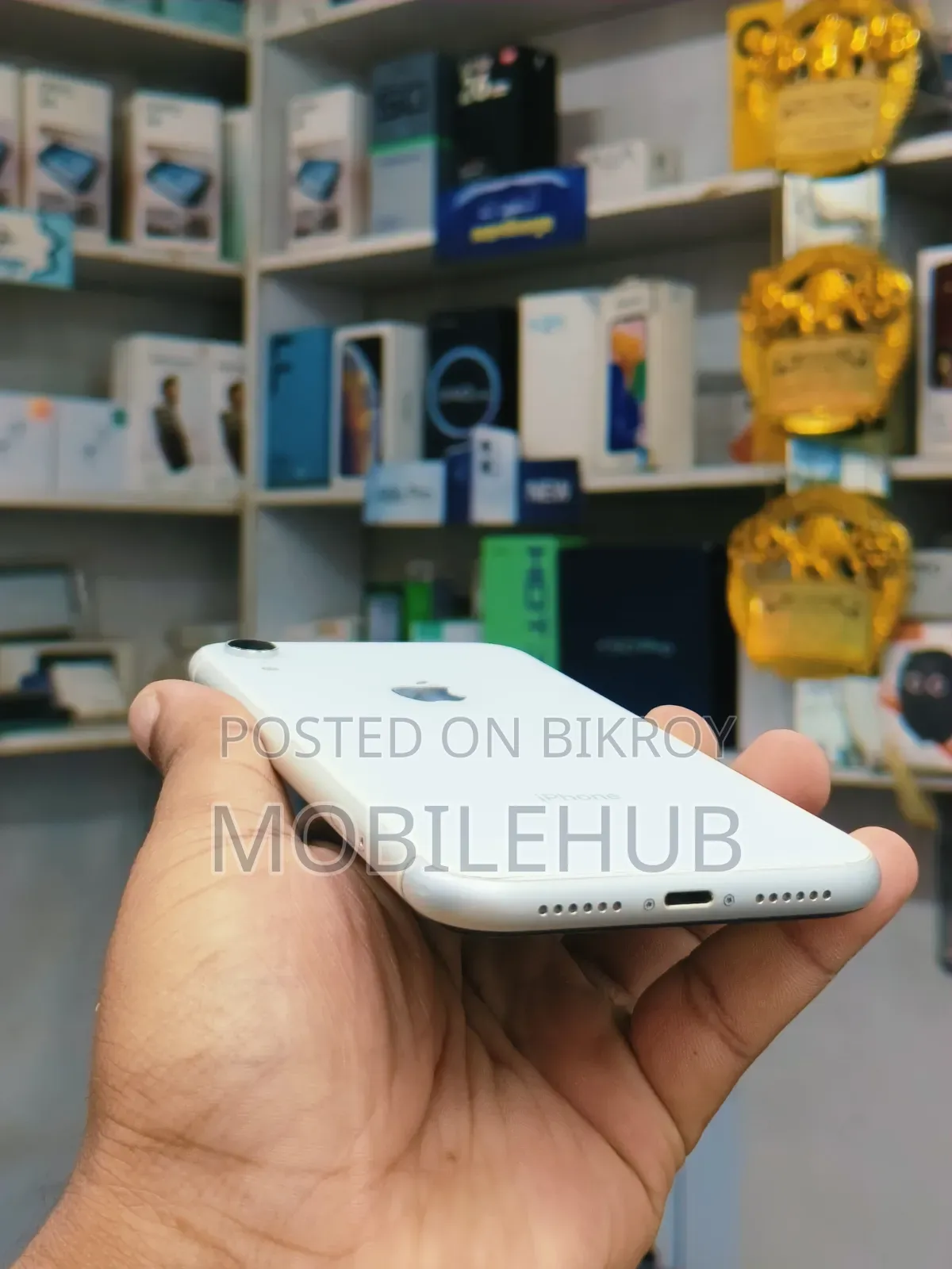 Apple iPhone XR 128 GB White