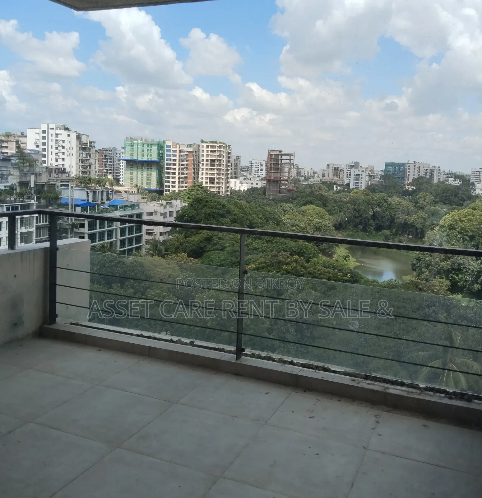 4bdrm Apartment in Gulshan for rent