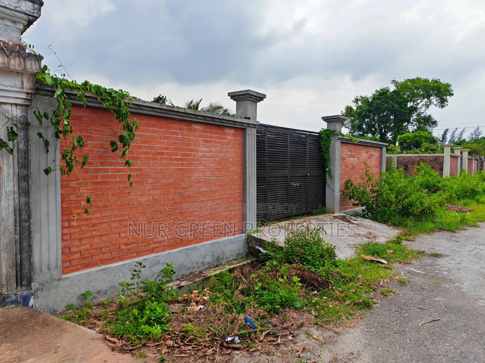৩ কাঠা দক্ষিণমুখী প্লট  বিক্রি
