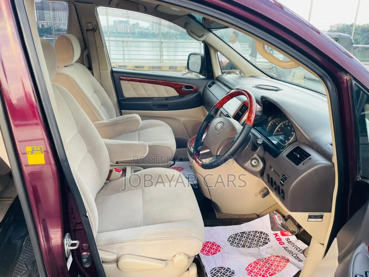New Toyota Alphard 2005 Maroon