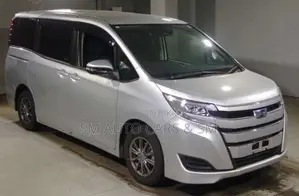 Toyota Noah 2021 Silver