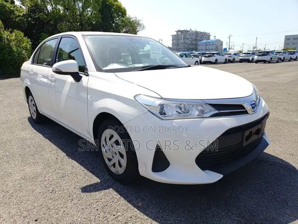 Toyota Axio 2021 White