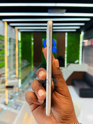 Apple iPhone 11 128 GB White