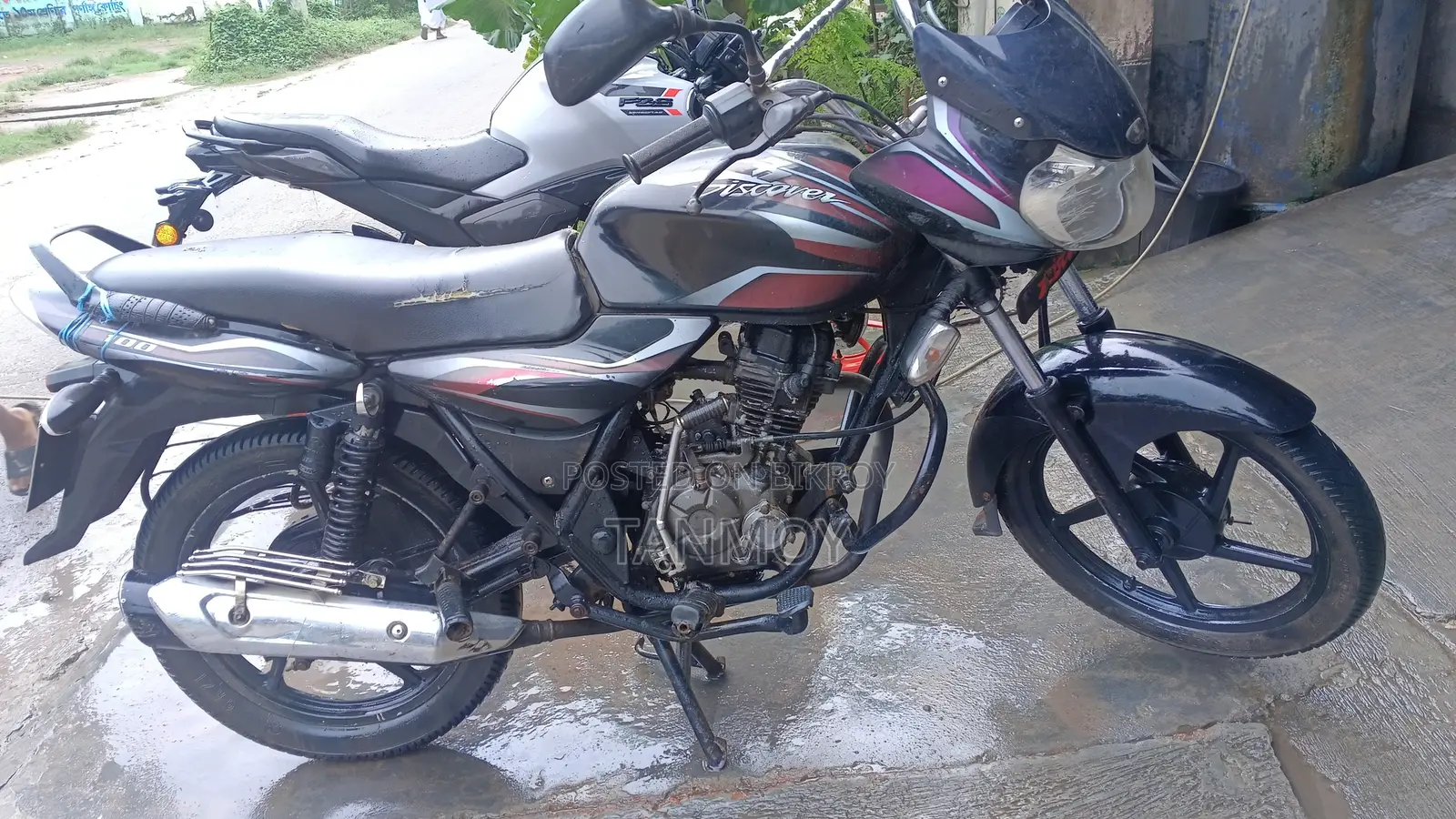 Bajaj Discover 100 2014 Red