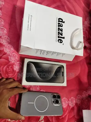 Apple iPhone 15 Pro Max 256 GB Silver