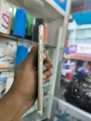 Apple iPhone 6s 32 GB White