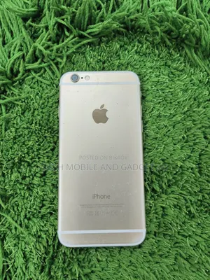 Apple iPhone 6s 32 GB White