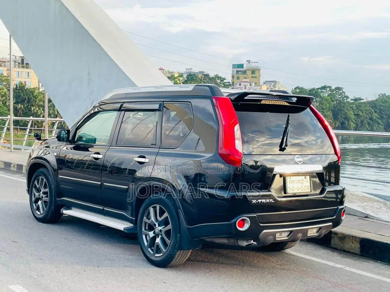 New Nissan X-Trail 2013 Black