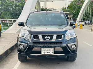 New Nissan X-Trail 2013 Black