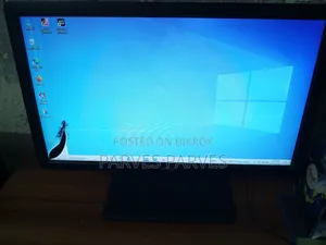 Dell 19 Inch Monitor (Spot & Mark)