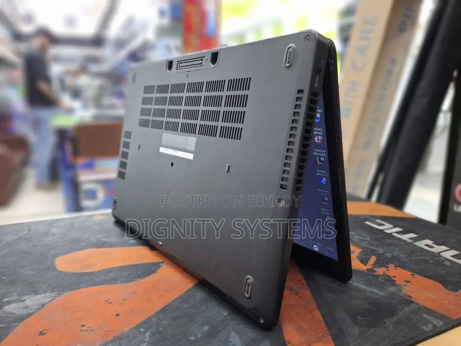 Laptop Dell Latitude 14 E5470 4GB Intel Core I3 SSD 256GB