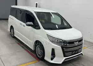 Toyota Noah 2021 Pearl