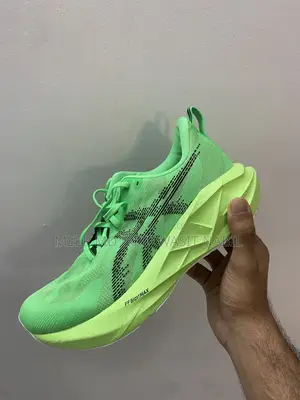 ASICS Novablast 5 Shoe Size : 41.5/7