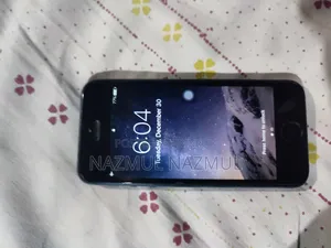 Apple iPhone 5 16 GB Black