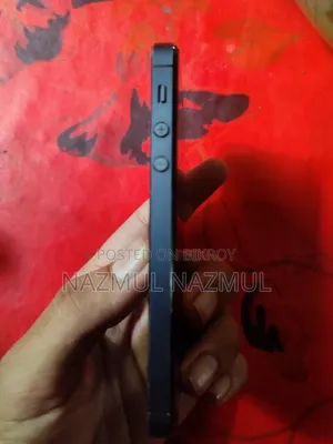Apple iPhone 5 16 GB Black