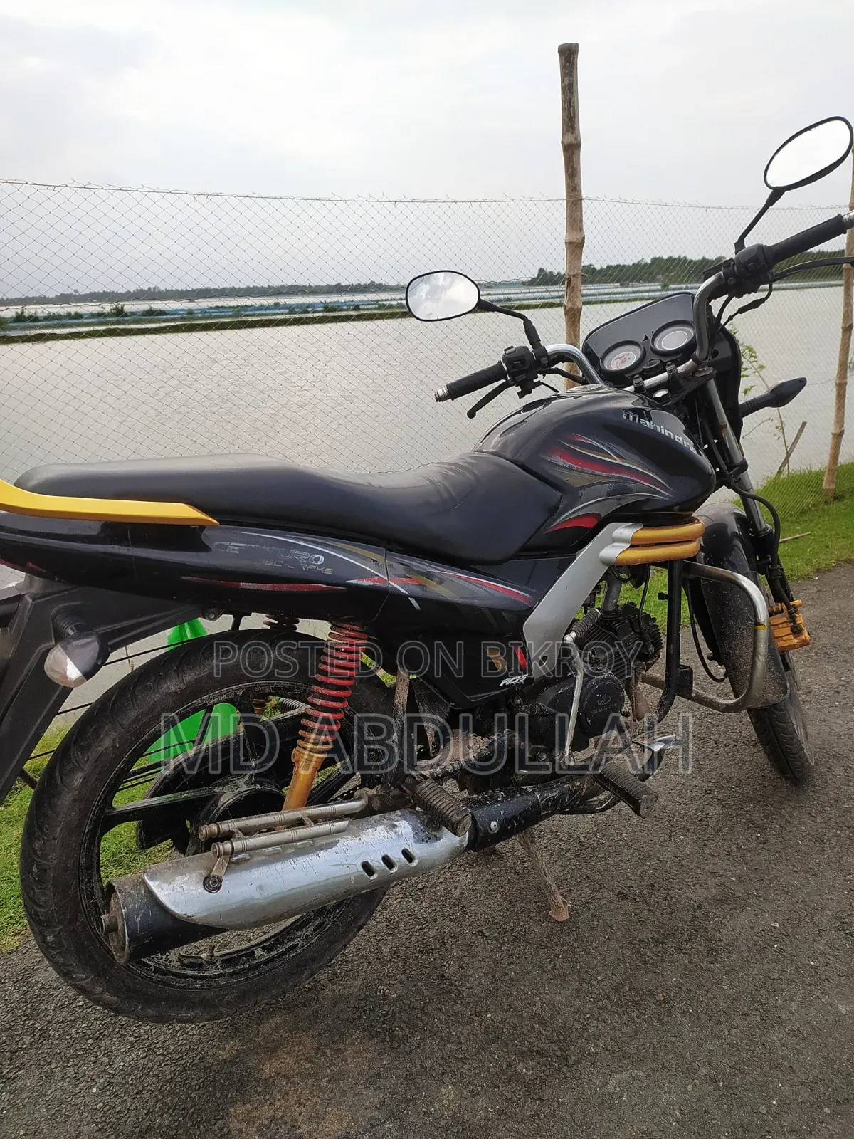 Mahindra Centuro 2018 Black
