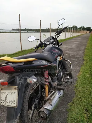 Mahindra Centuro 2018 Black