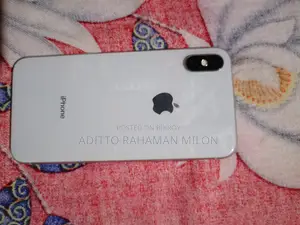Apple iPhone X 64 GB White