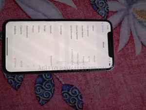 Apple iPhone X 64 GB White