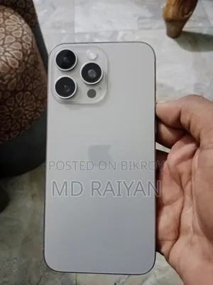 Apple iPhone 15 Pro Max 256 GB